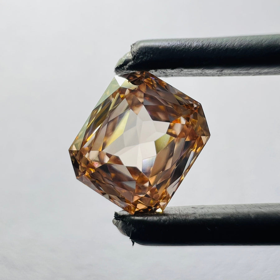 Emerald Orange Lab-grown Diamond 0.88ct VVS2 loose diamond