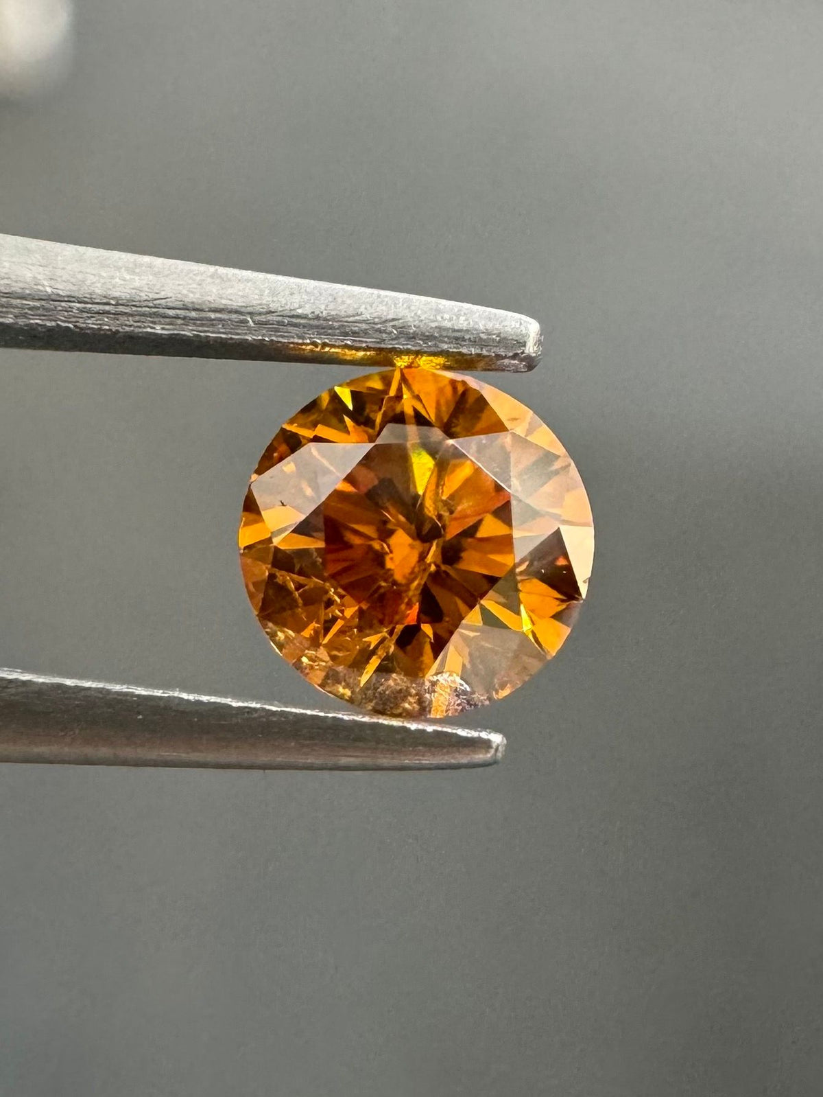Round Fancy Deep Yellowish Orange Natural Diamond 0.4ct I2 loose diamond