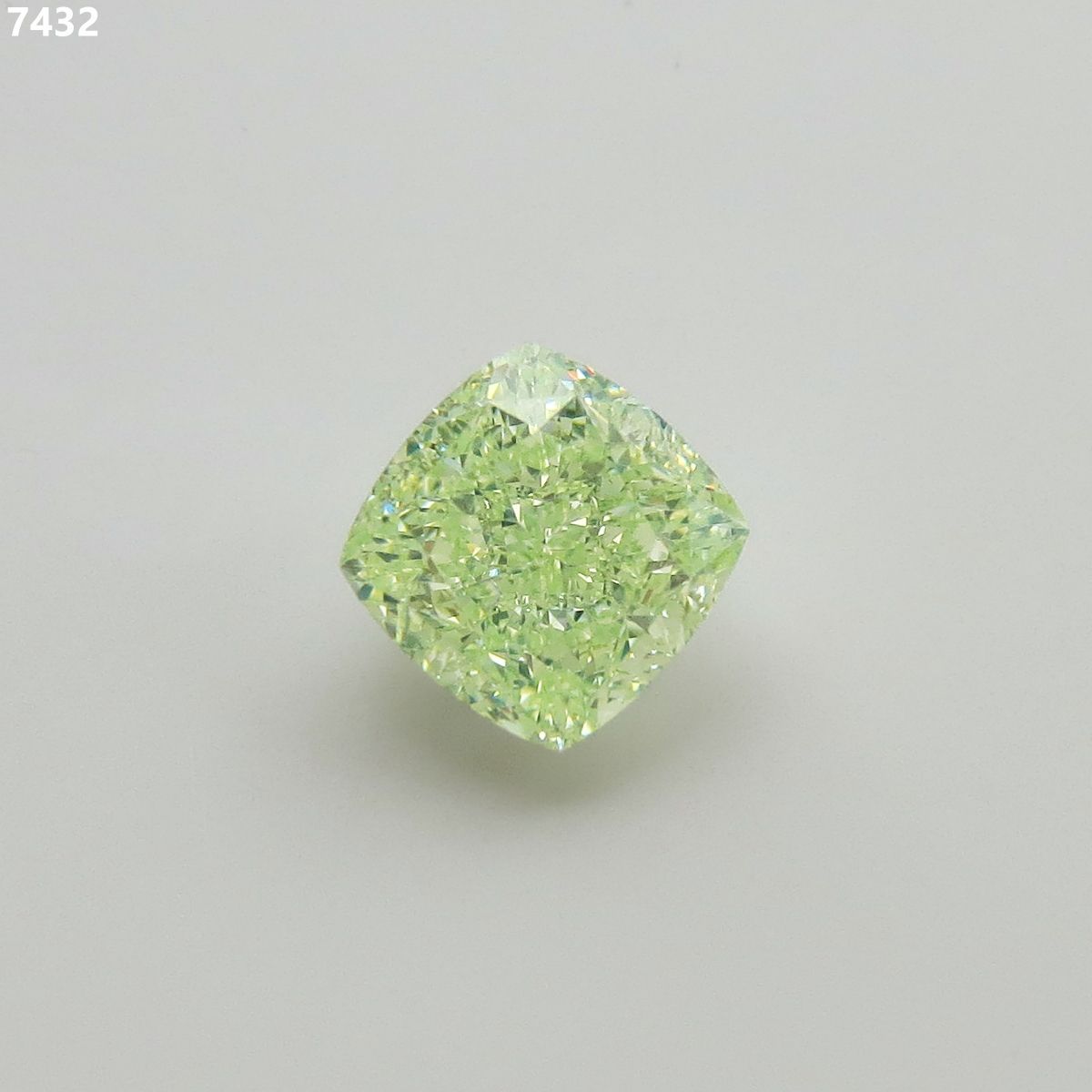Cushion Fancy Light Green Natural Diamond 2.01ct SI1 loose diamond