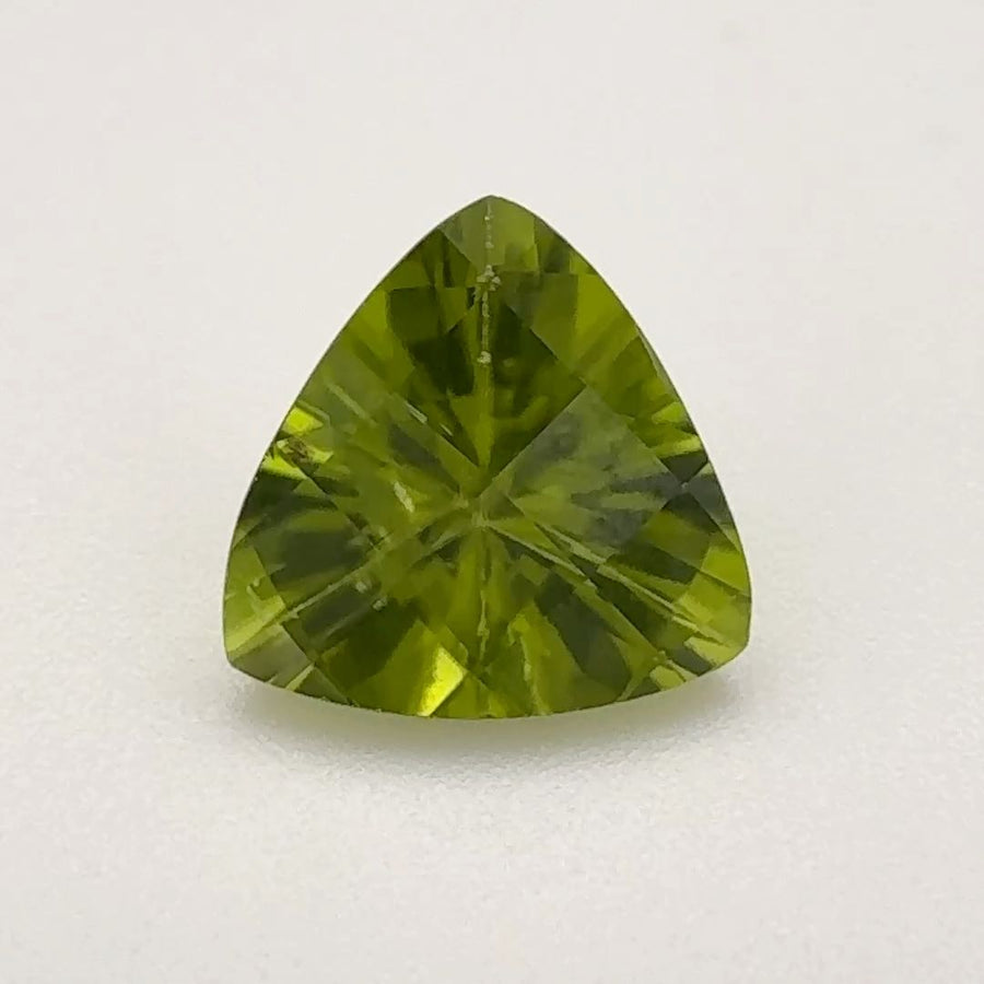Trilliant Green Peridot 2.62ct loose gemstone