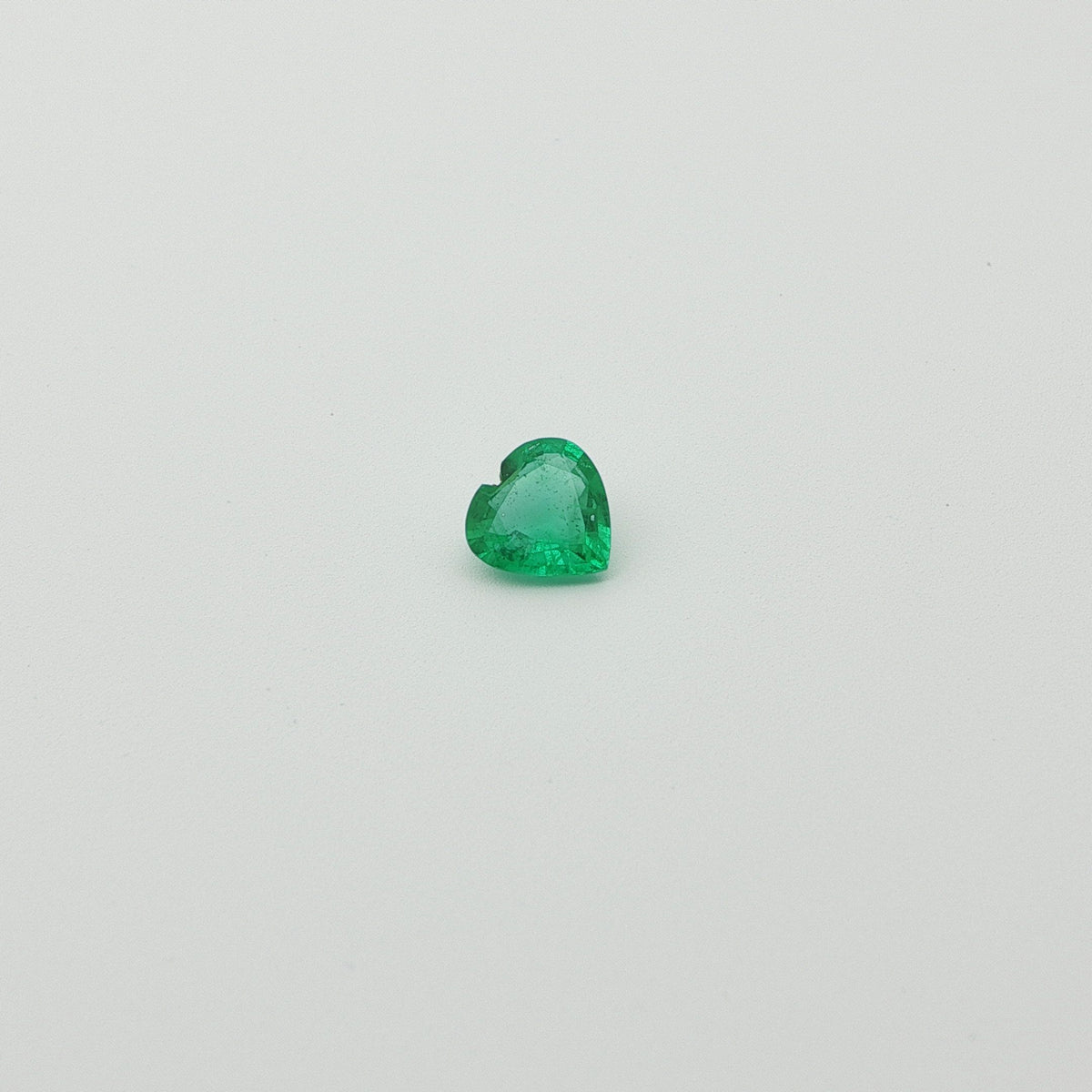 Heart Green Emerald 0.54ct loose gemstone