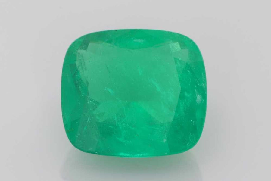 Cushion Green Emerald 5.77ct loose gemstone