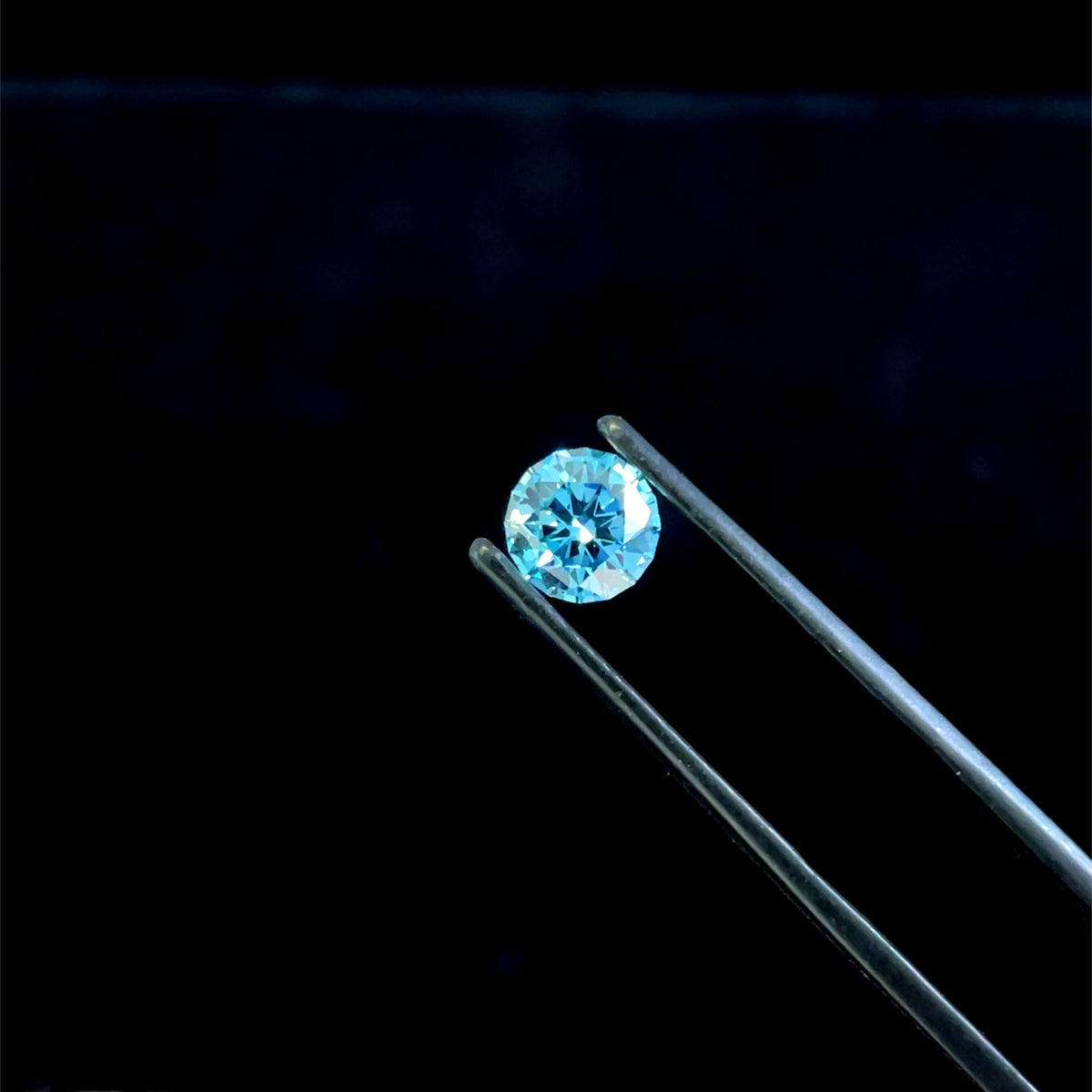 Round Fancy Vivid Blue Lab-grown Diamond 1.05ct VVS2 loose diamond