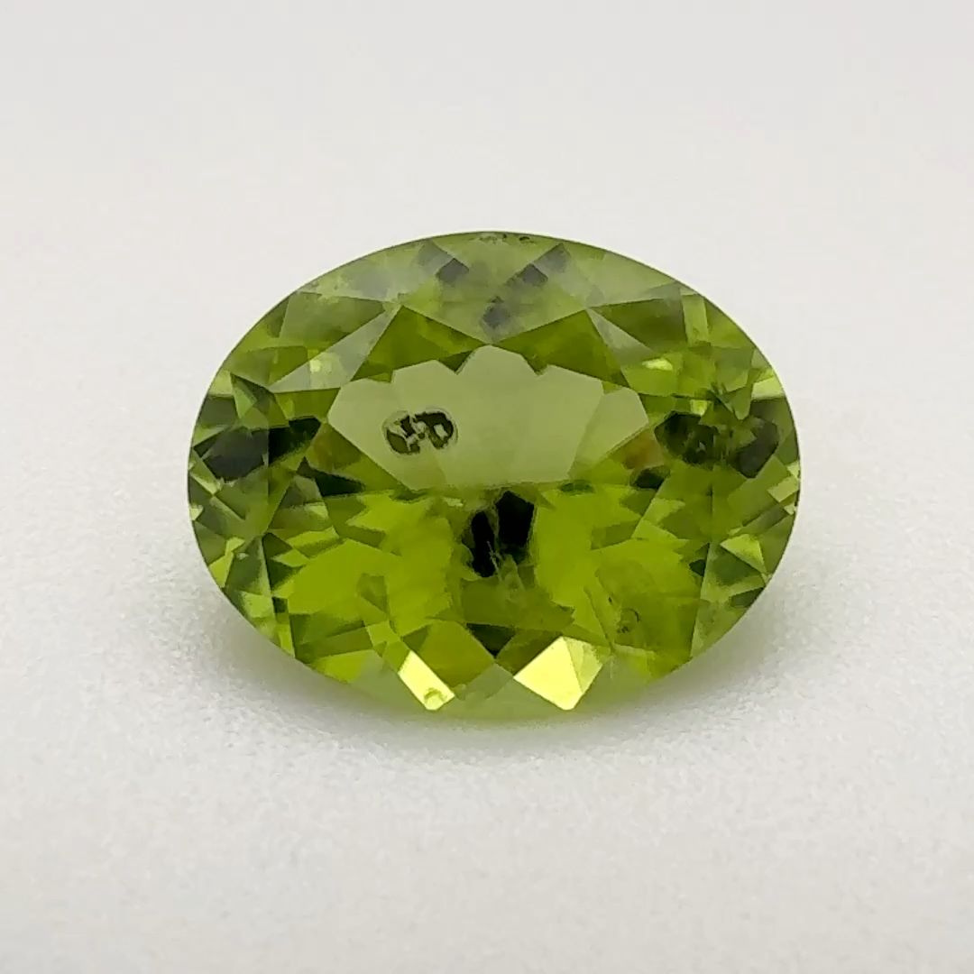 Oval Green Peridot 3.1ct loose gemstone