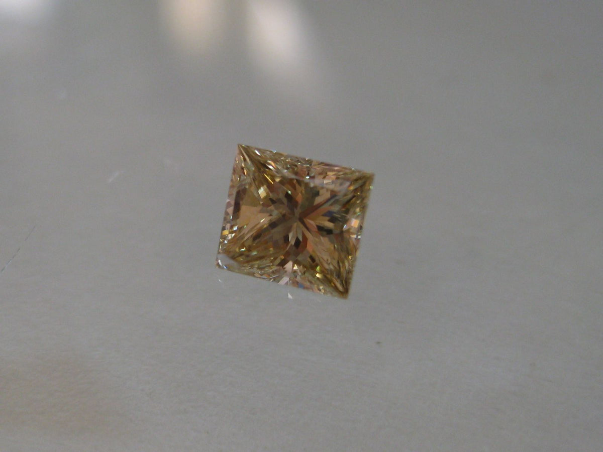 Princess Fancy Brownish Yellow Natural Diamond 0.89ct loose diamond