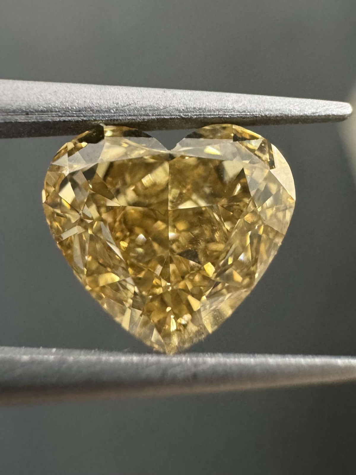 Heart Fancy Brown Yellow Natural Diamond 1.26ct VVS1 loose diamond
