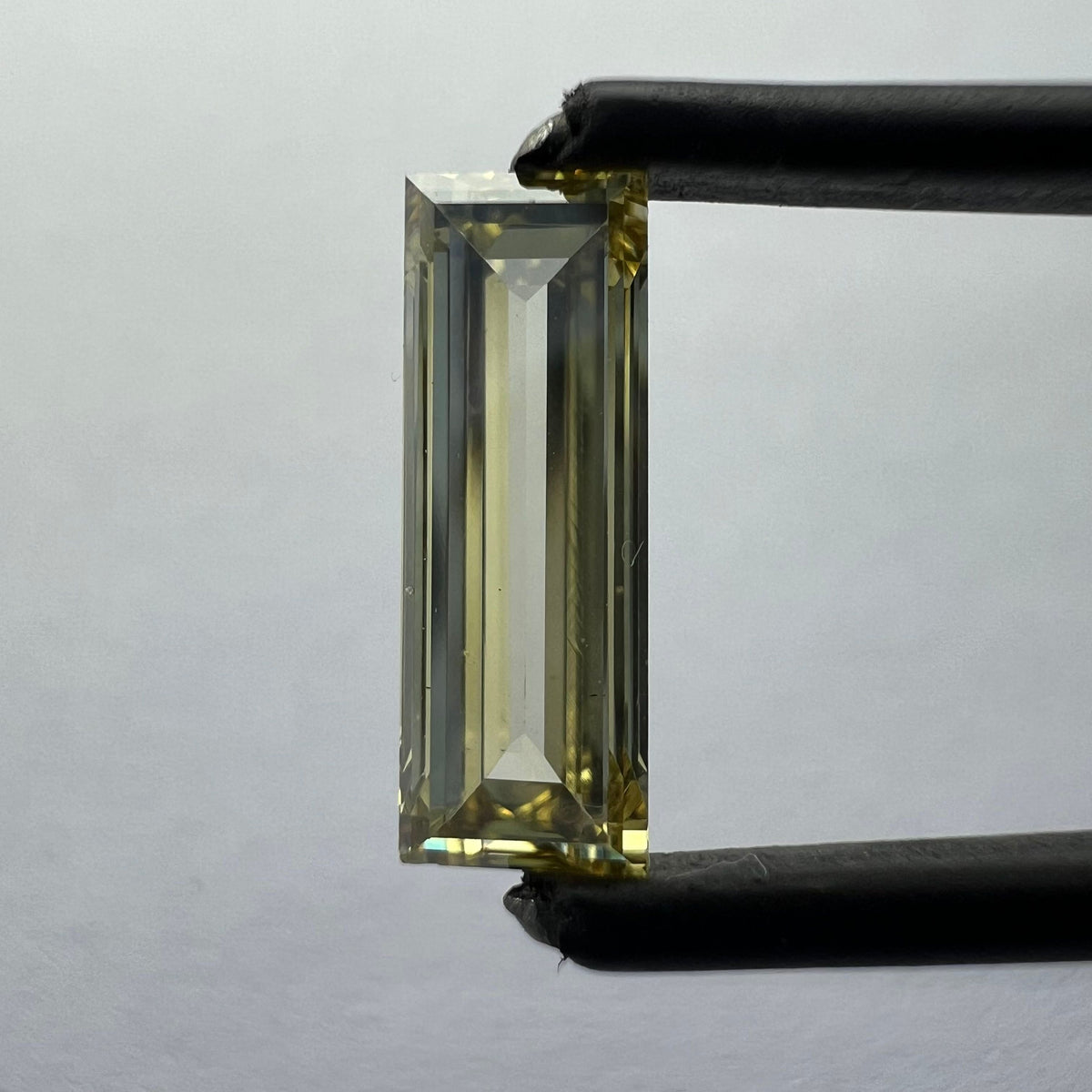 Baguette Yellow Lab-grown Diamond 1.29ct VS1 loose diamond