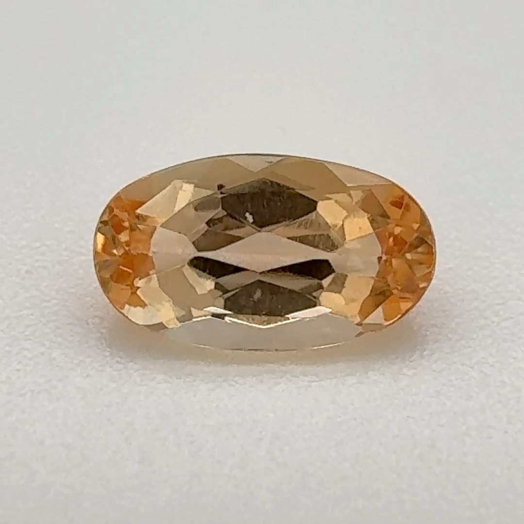 Oval Orange Topaz 1.035ct loose gemstone