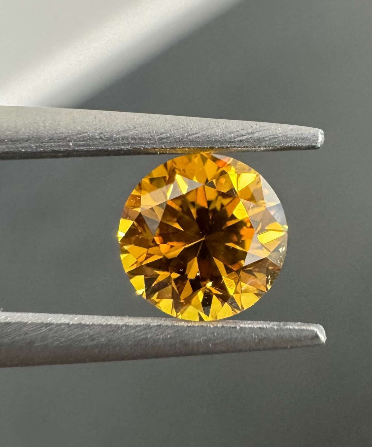Round Fancy Deep Yellow Orange Natural Diamond 0.44ct SI1 loose diamond