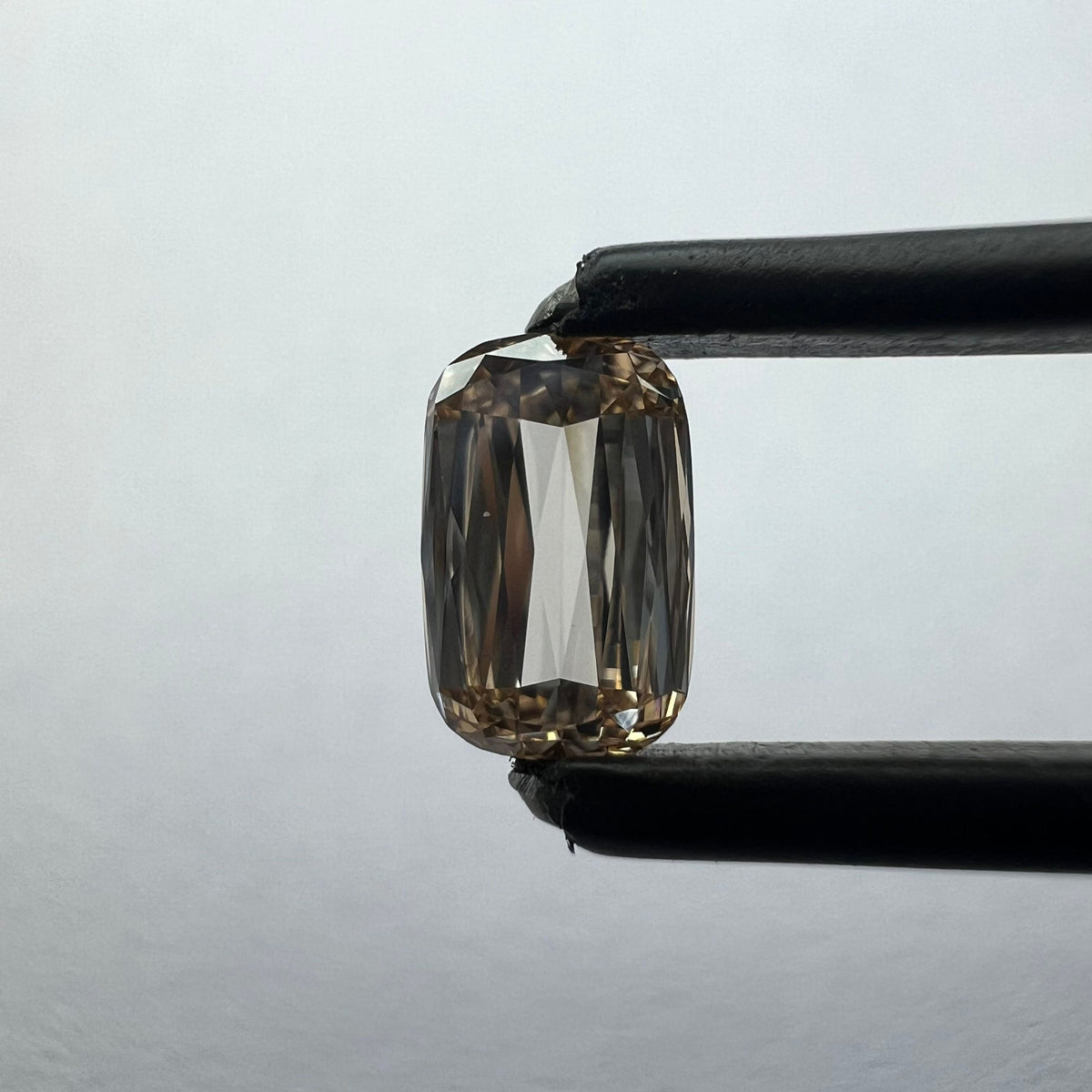 Cushion Orange Lab-grown Diamond 0.56ct VVS2 loose diamond
