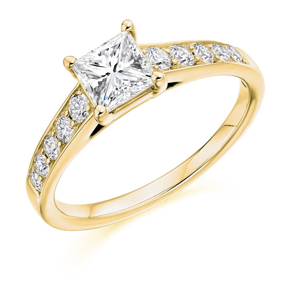 Fine Pavé Solitaire Princess Cut Engagement Ring 1.1ct in Yellow Gold