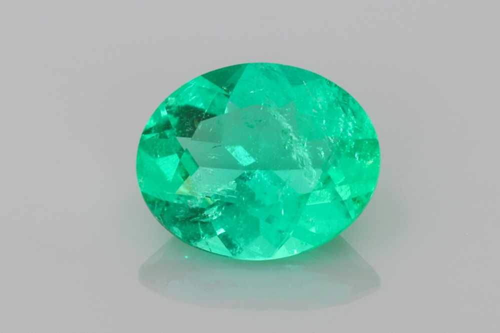 Oval Green Emerald 1.46ct loose gemstone