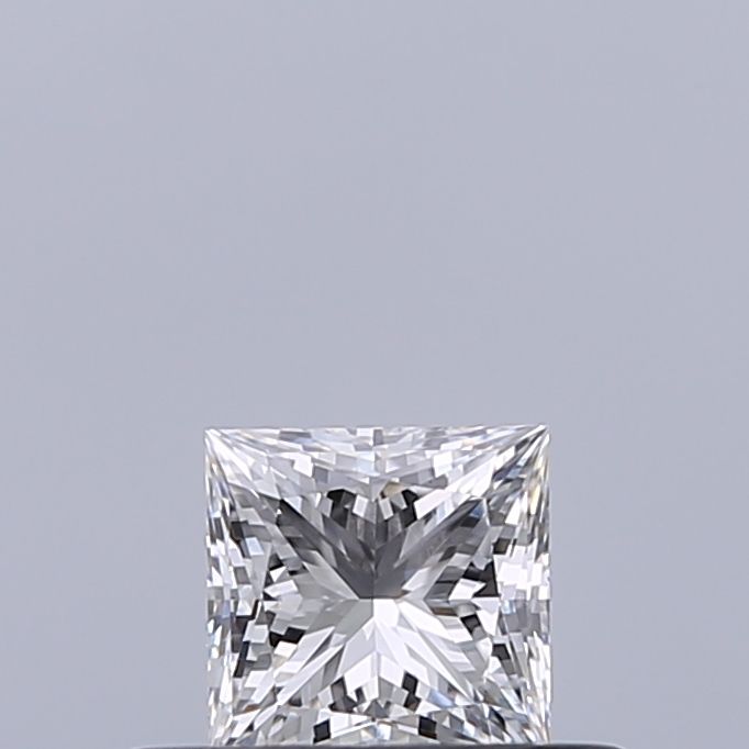 Princess Natural Diamond 0.31ct E VVS2