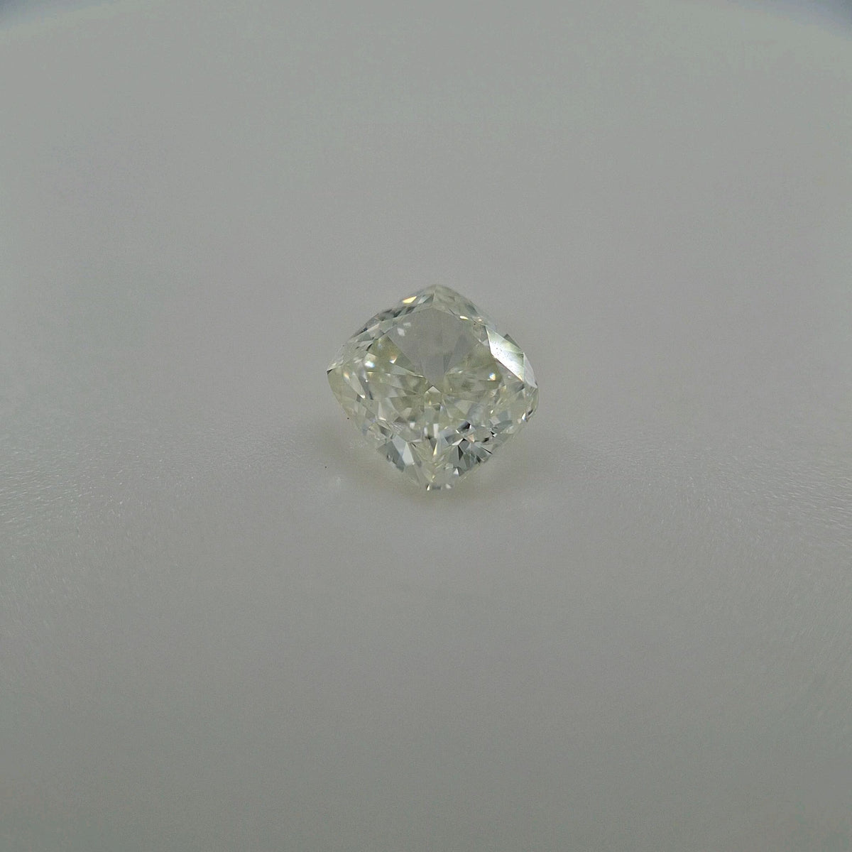 Cushion Fancy Green Natural Diamond 1.04ct VVS1 loose diamond