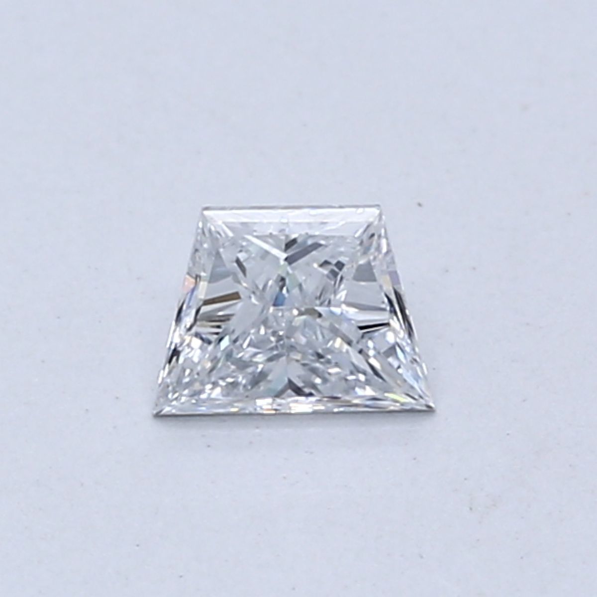 Trapezoid Light Blue Lab-grown Diamond 0.3ct VVS2 loose diamond
