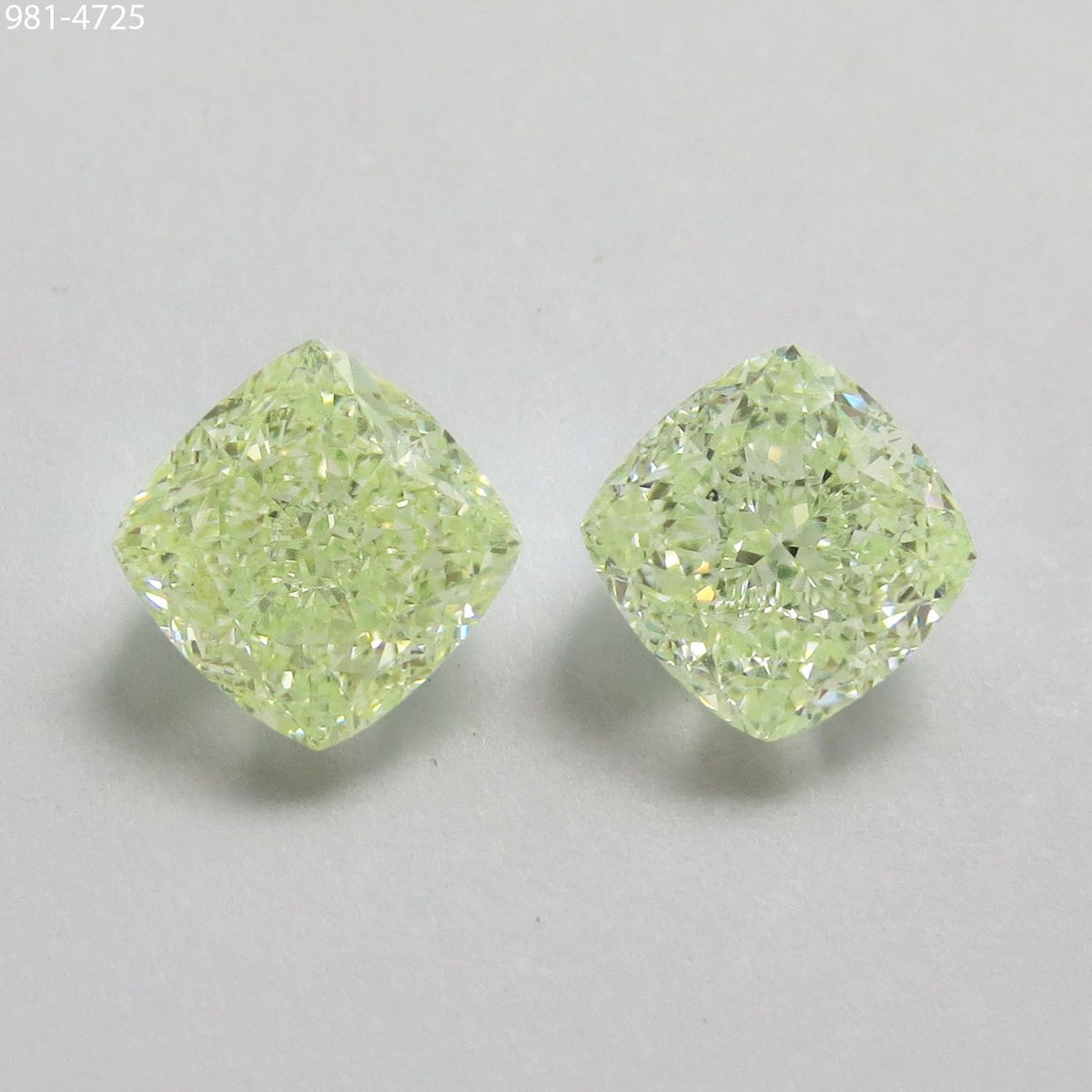 Cushion Fancy Light Yellow Green Natural Diamond 1.52ct VS1 loose diamond