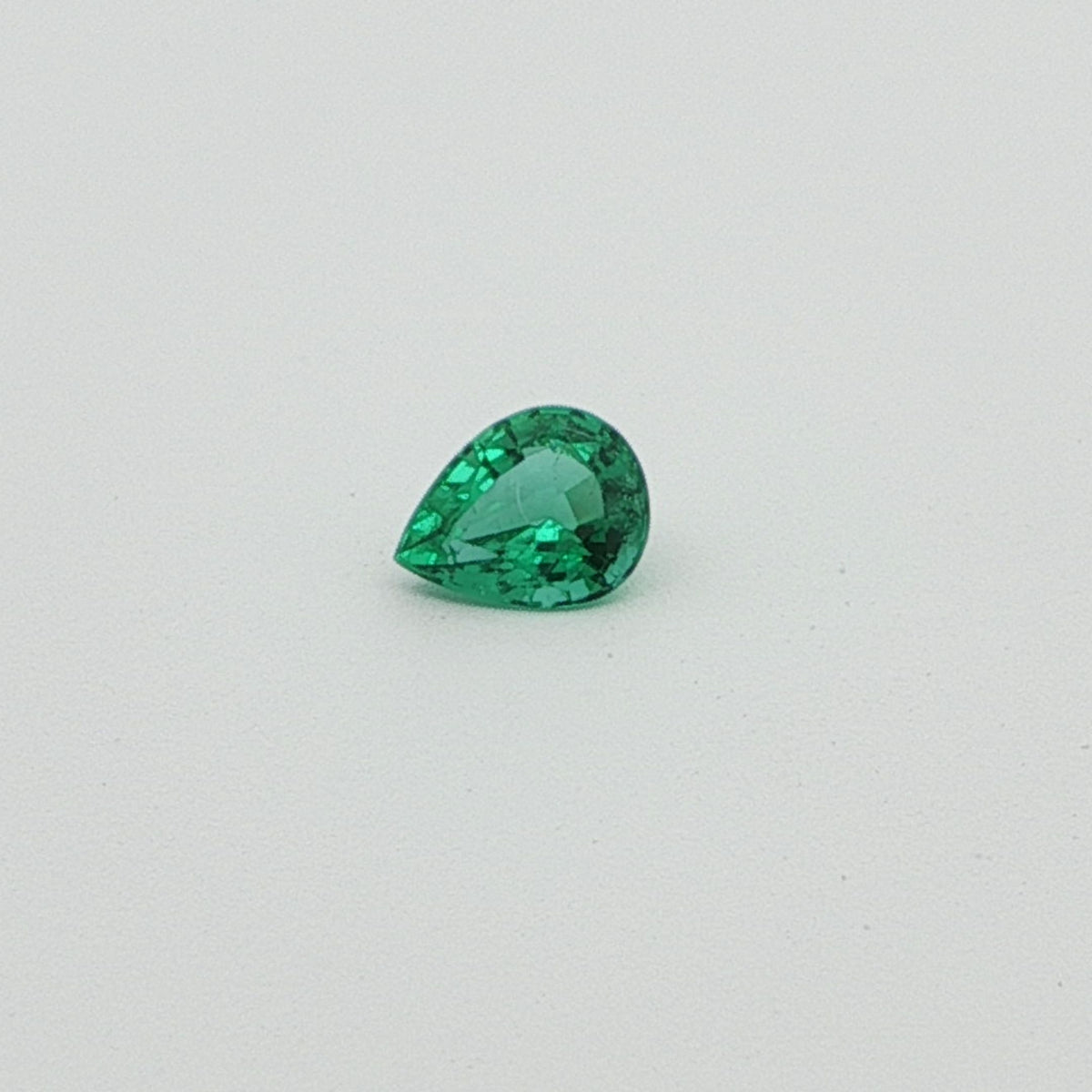 Pear Green Emerald 0.28ct loose gemstone