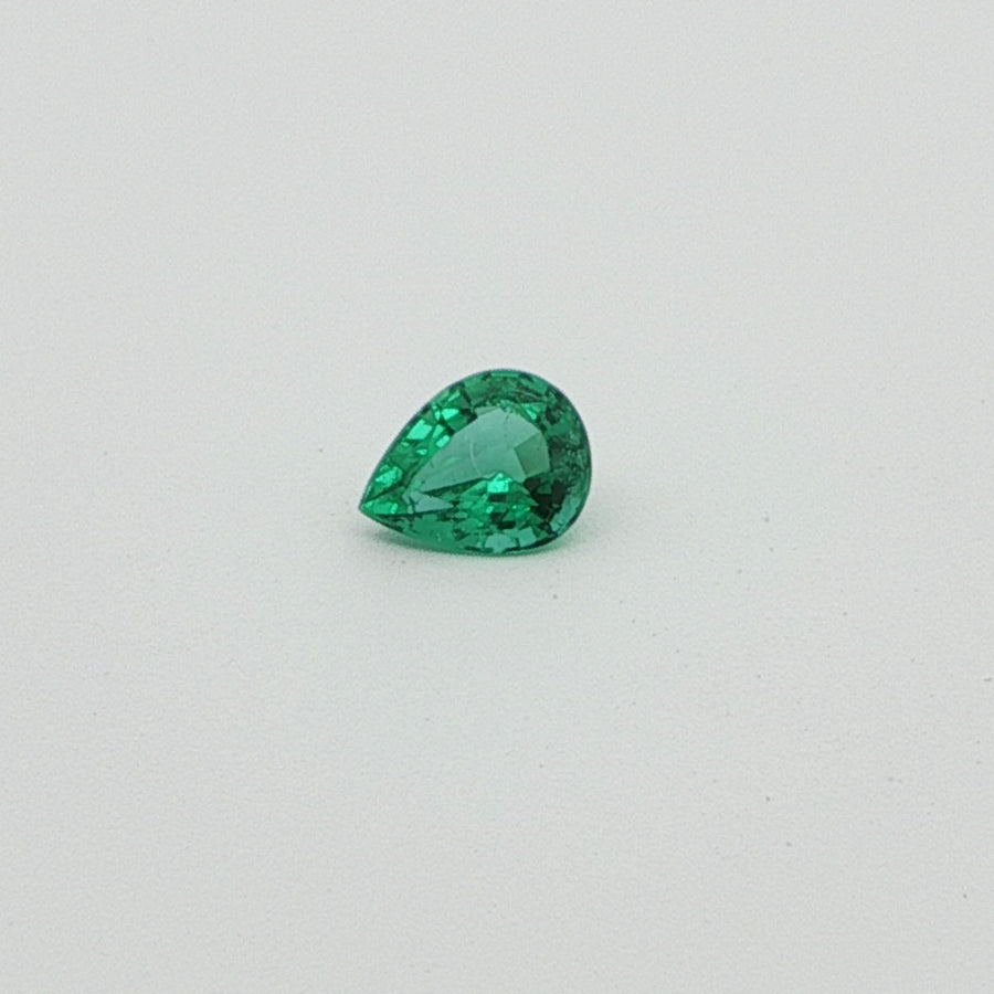 Pear Green Emerald 0.28ct loose gemstone