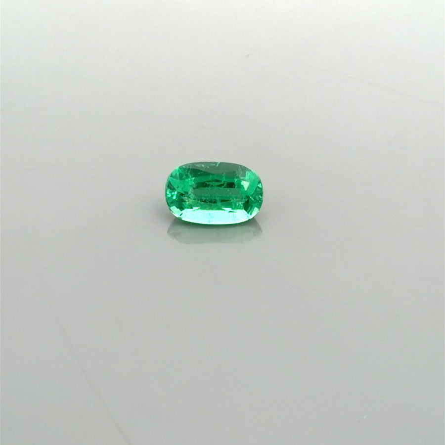 Oval Green Emerald 0.62ct loose gemstone