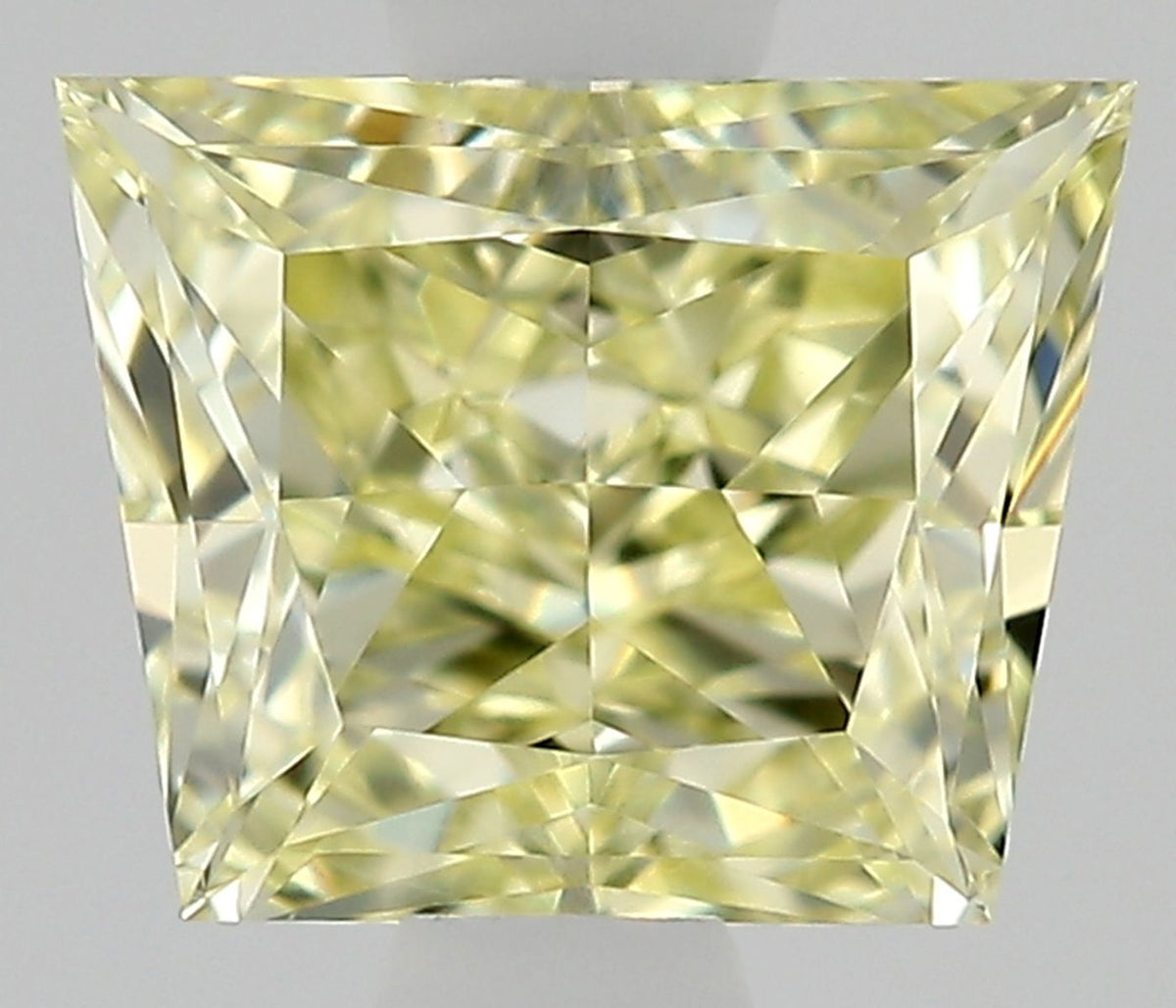 Trapezoid Fancy Light Yellow Natural Diamond 0.34ct VS1 loose diamond