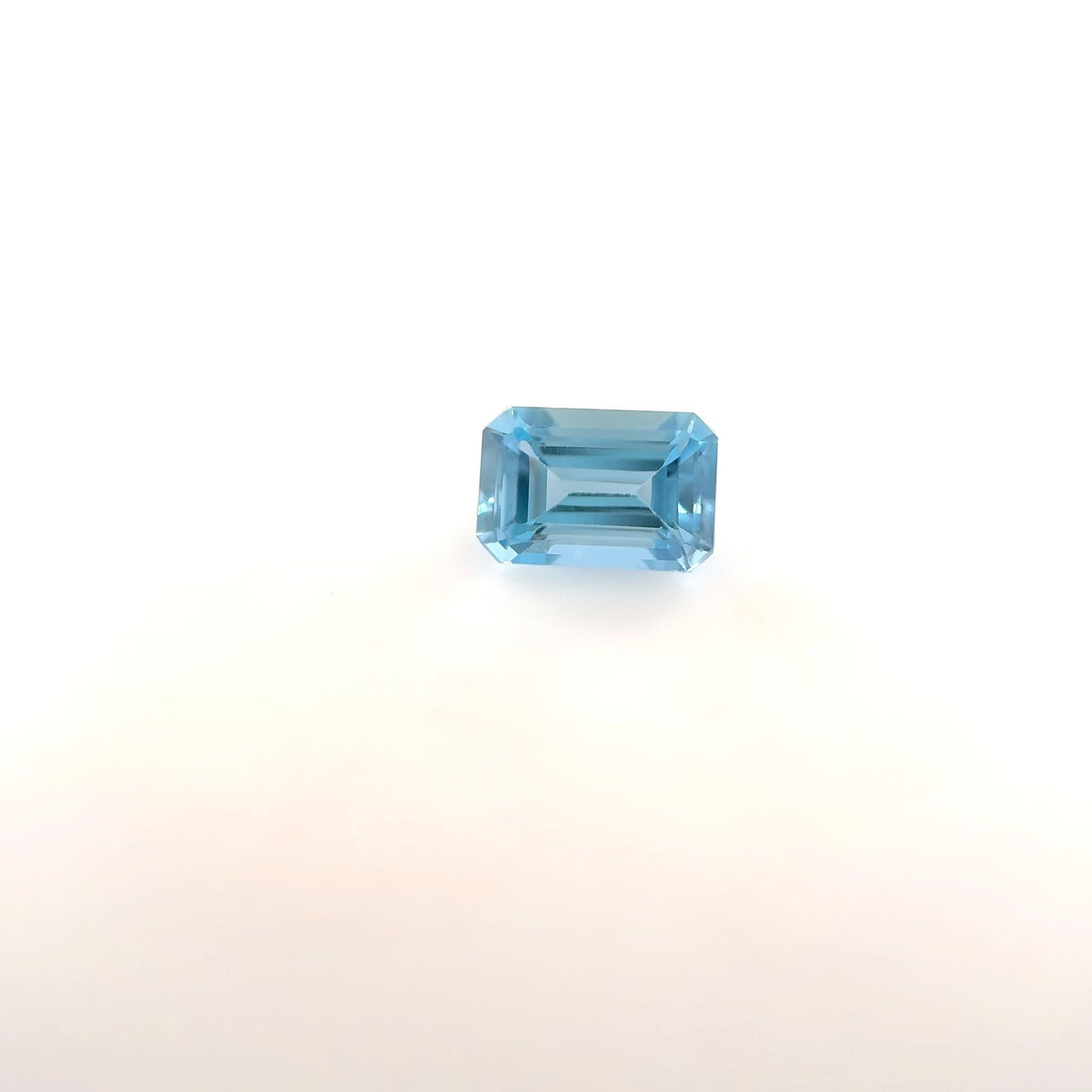 Emerald Blue Aquamarine 0.59ct loose gemstone