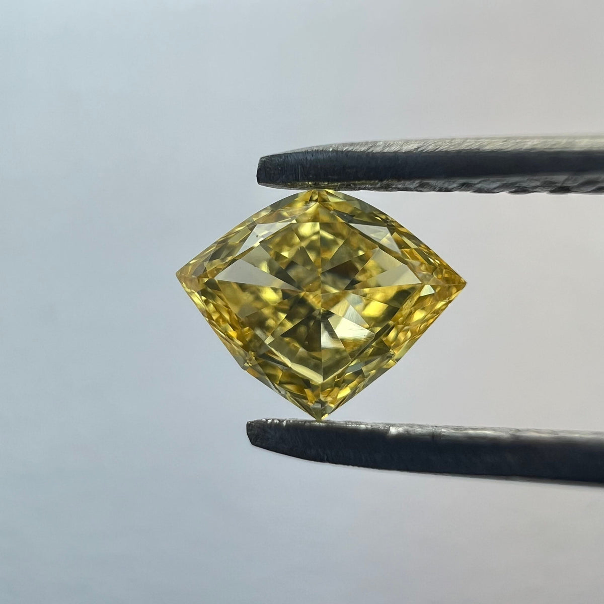 Shield Yellow Lab-grown Diamond 0.36ct VVS2 loose diamond