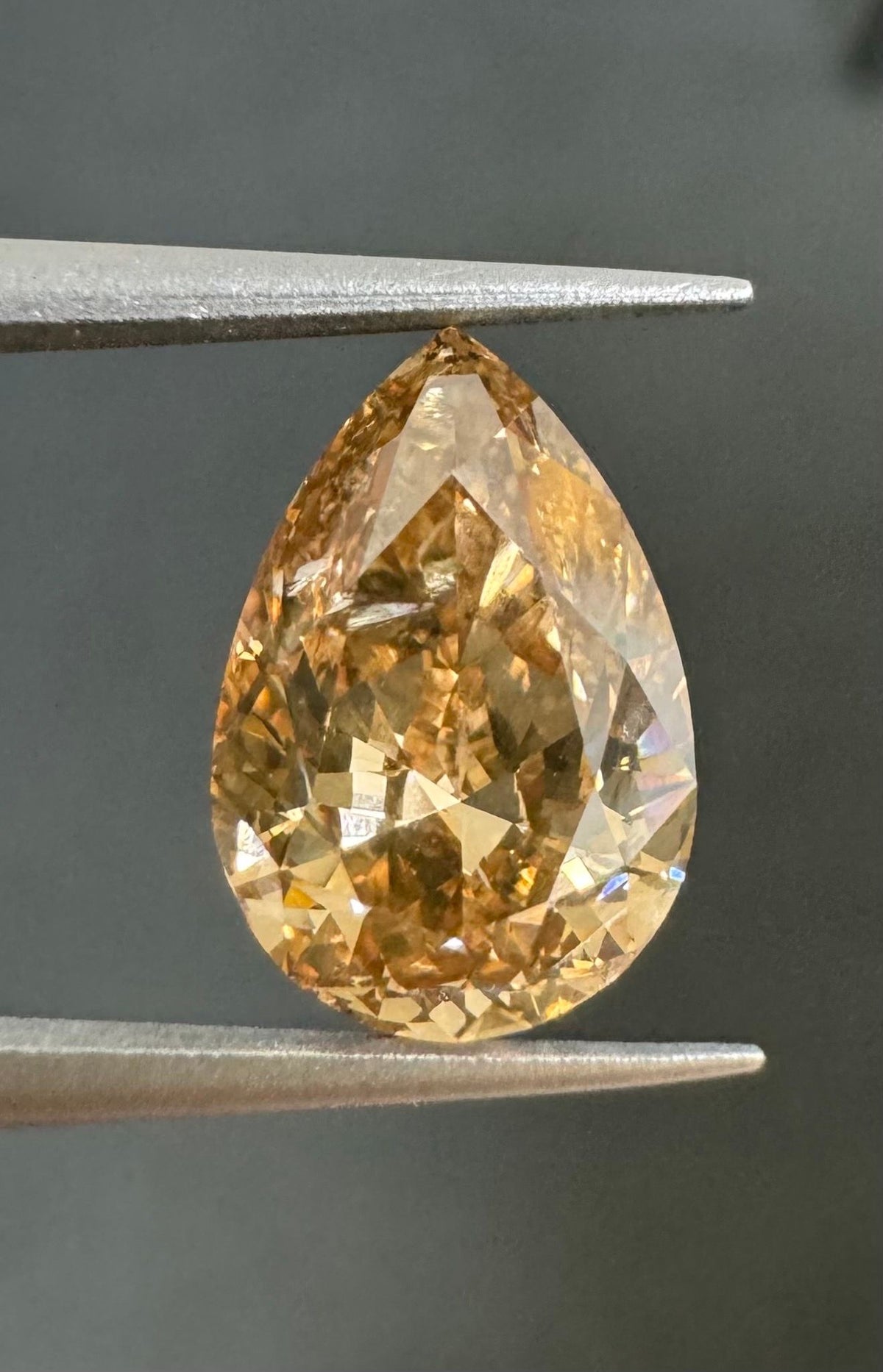 Pear Fancy Yellow Yellow Brown Natural Diamond 2.7ct I1 loose diamond
