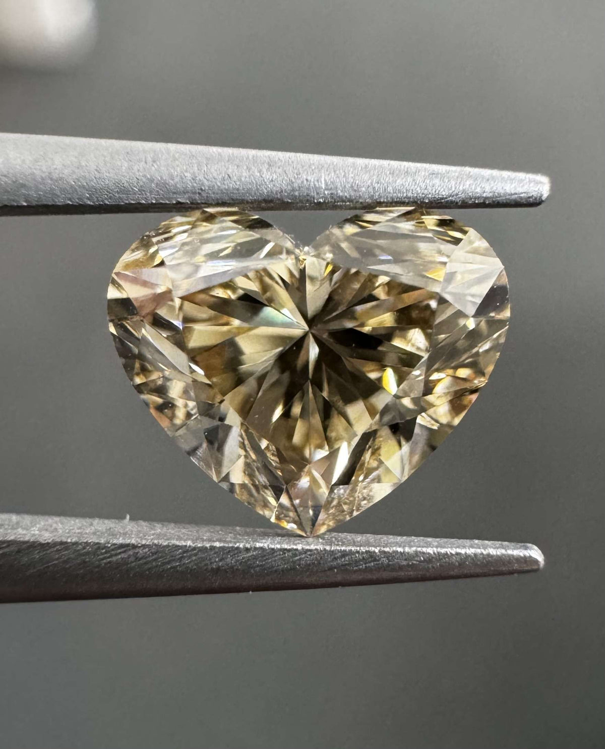 Heart Fancy Light Yellow Brown Natural Diamond 1.01ct VS2 loose diamond