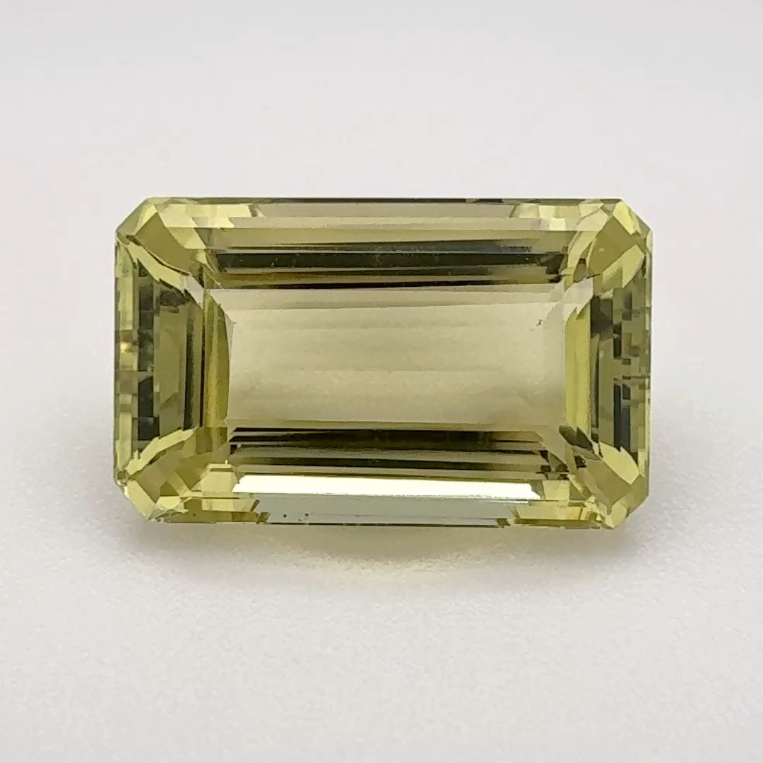 Octagonal Yellow Beryl 7.07ct loose gemstone