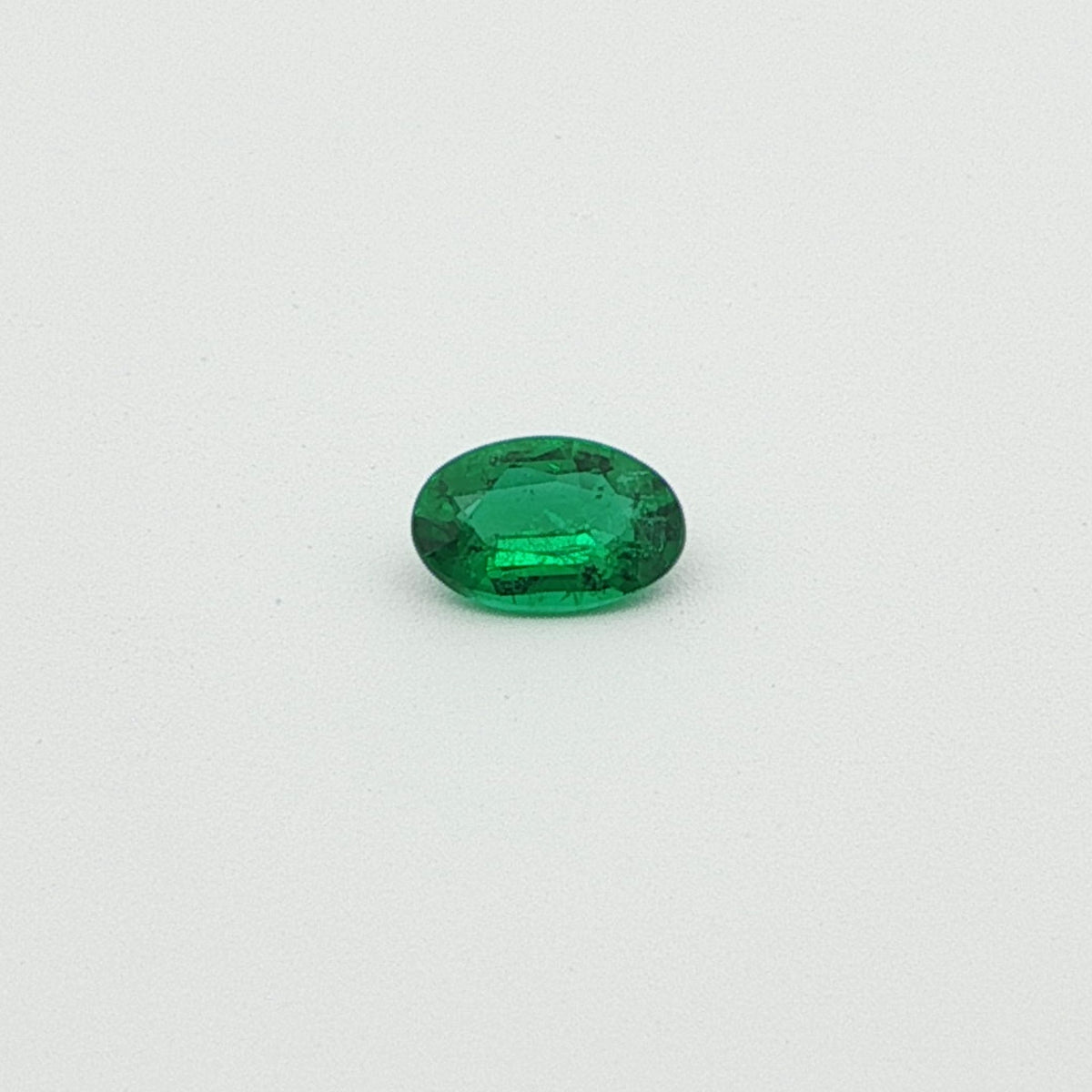Oval Green Emerald 0.42ct loose gemstone