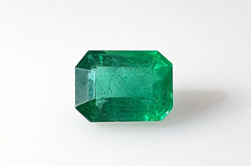 Emerald Green Emerald 2.95ct loose gemstone