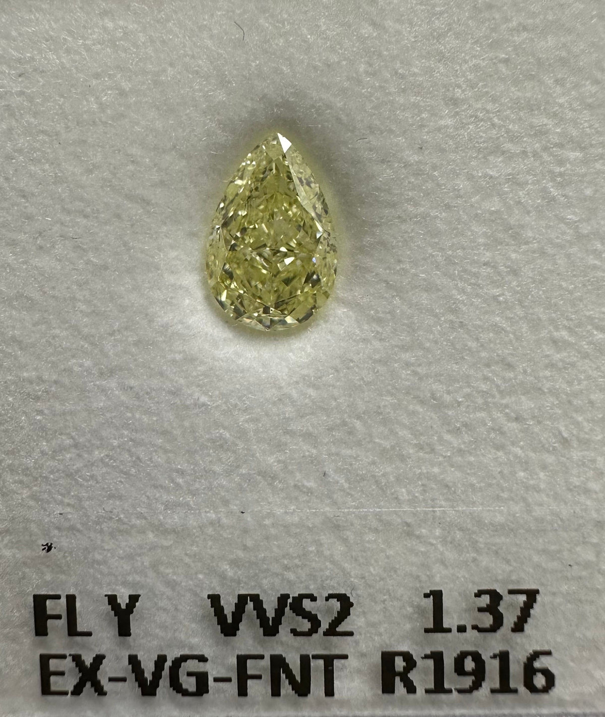 Pear Fancy Light Yellow Natural Diamond 1.37ct VVS2 loose diamond