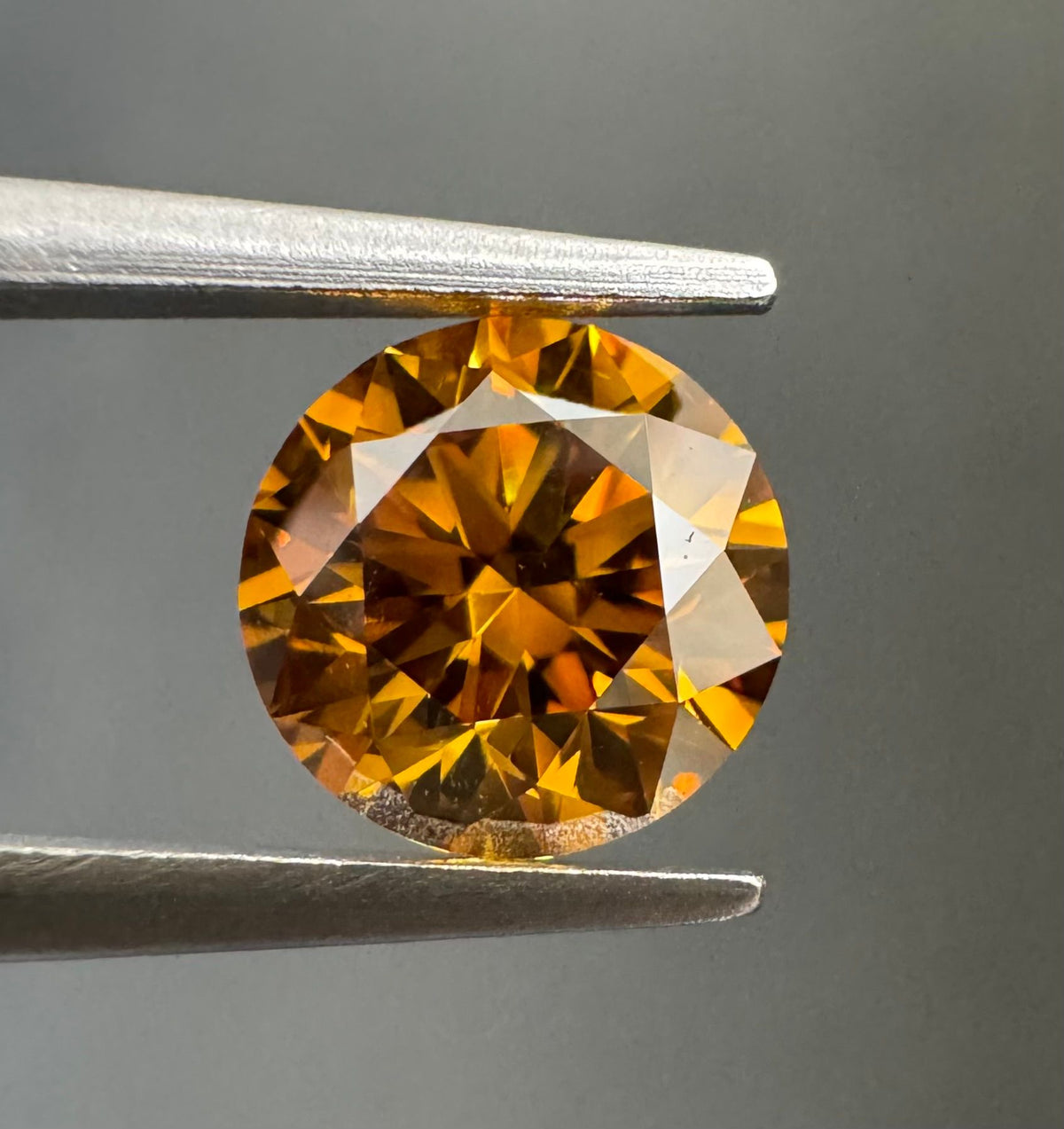 Round Fancy Deep Yellow Orange Natural Diamond 0.42ct SI1 loose diamond
