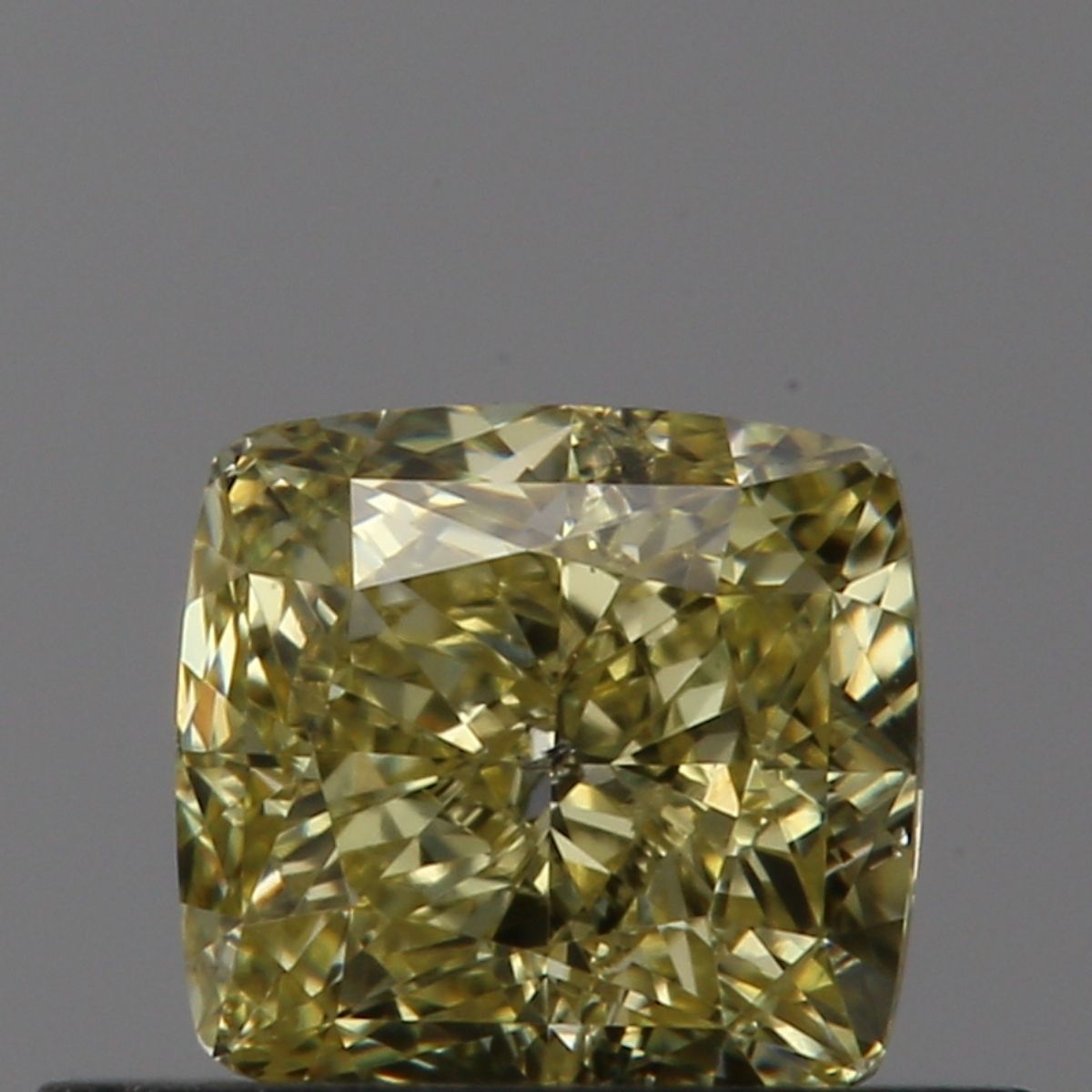 Cushion Fancy Yellow Natural Diamond 0.52ct SI2 loose diamond