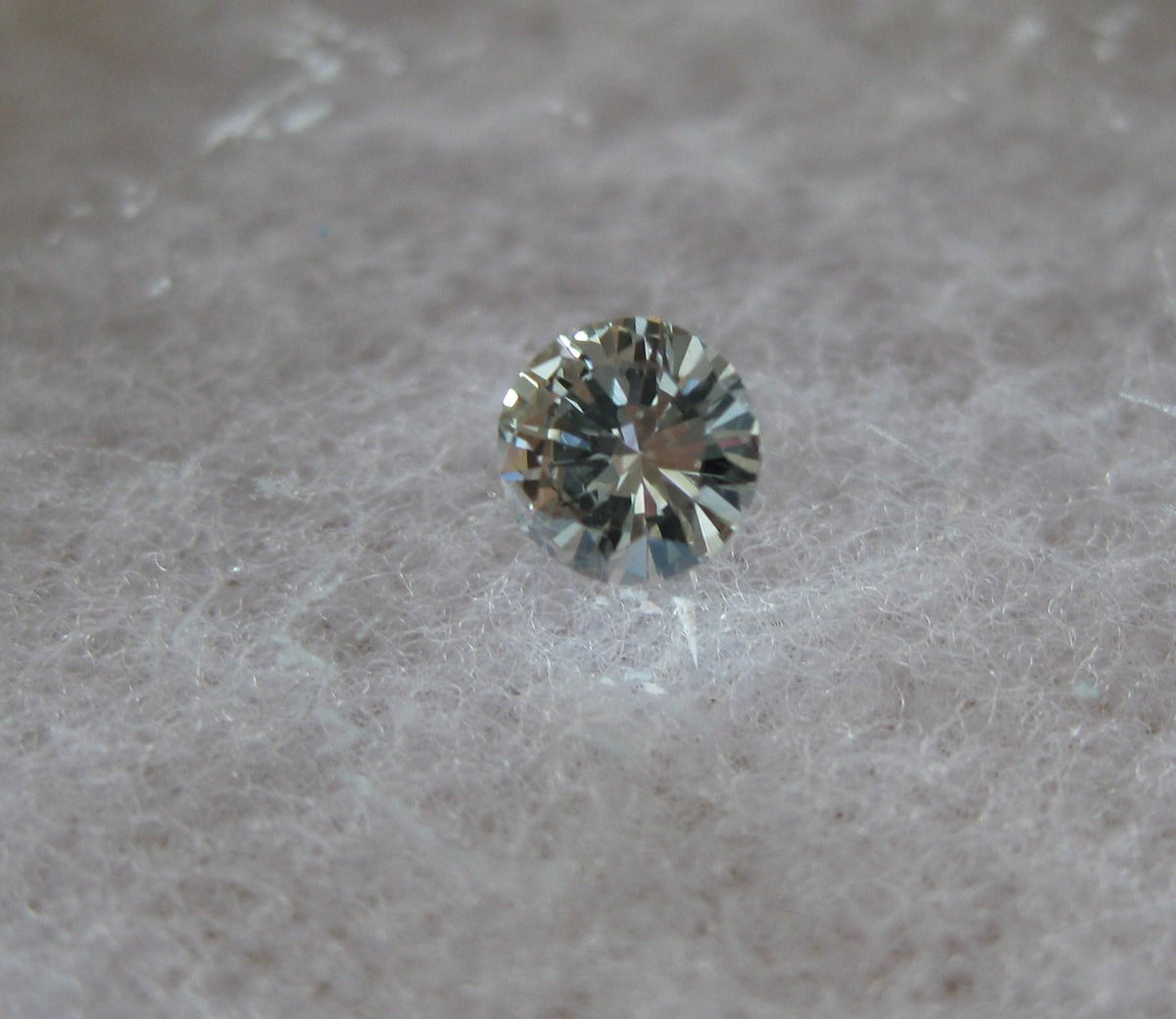 Round Fancy Gray Natural Diamond 0.24ct loose diamond