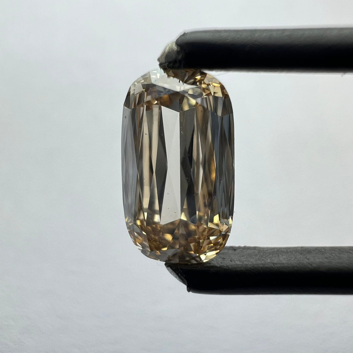 Cushion Orange Lab-grown Diamond 0.94ct VVS2 loose diamond