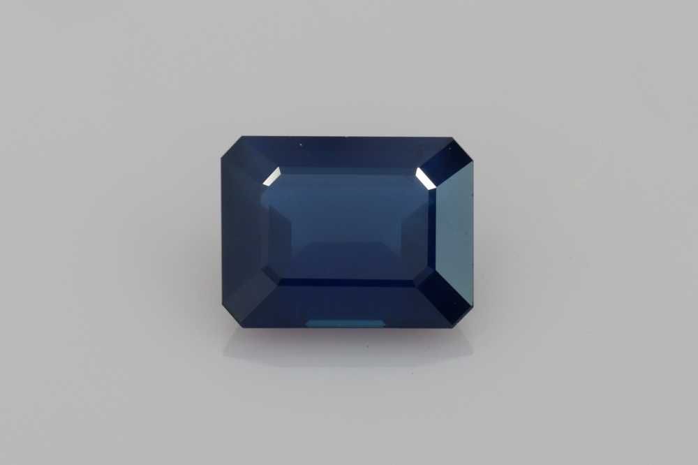 Emerald Blue Sapphire 3.95ct loose gemstone