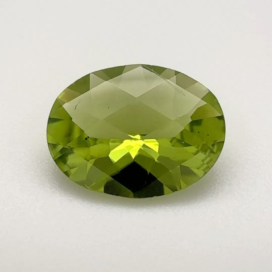 Oval Green Peridot 2.795ct loose gemstone