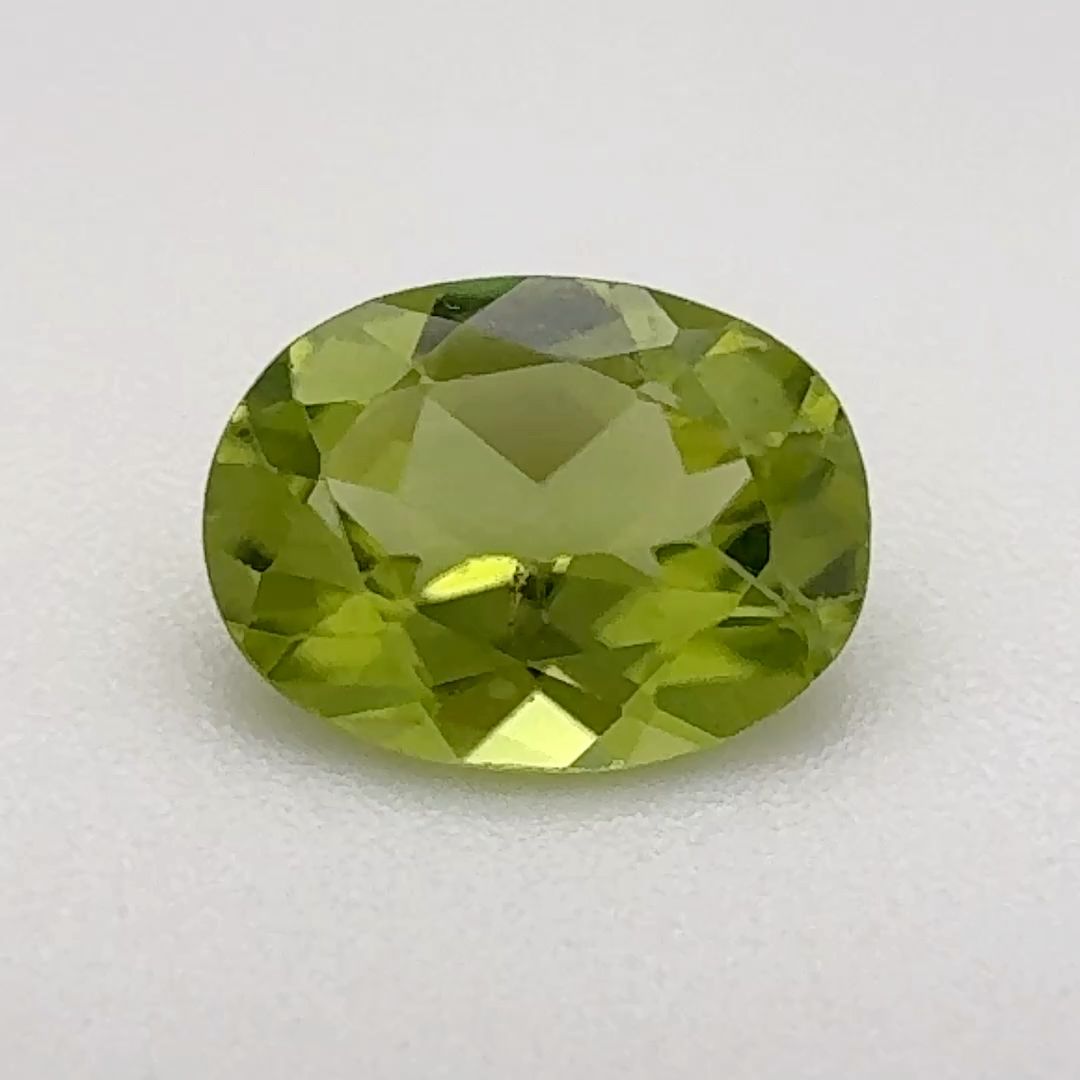 Oval Green Peridot 1.16ct loose gemstone
