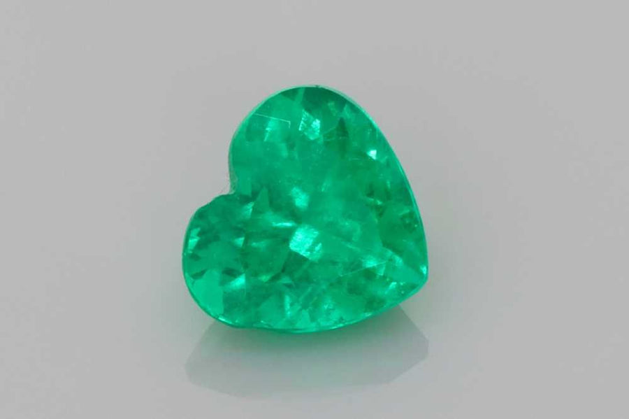 Heart Green Emerald 0.96ct loose gemstone