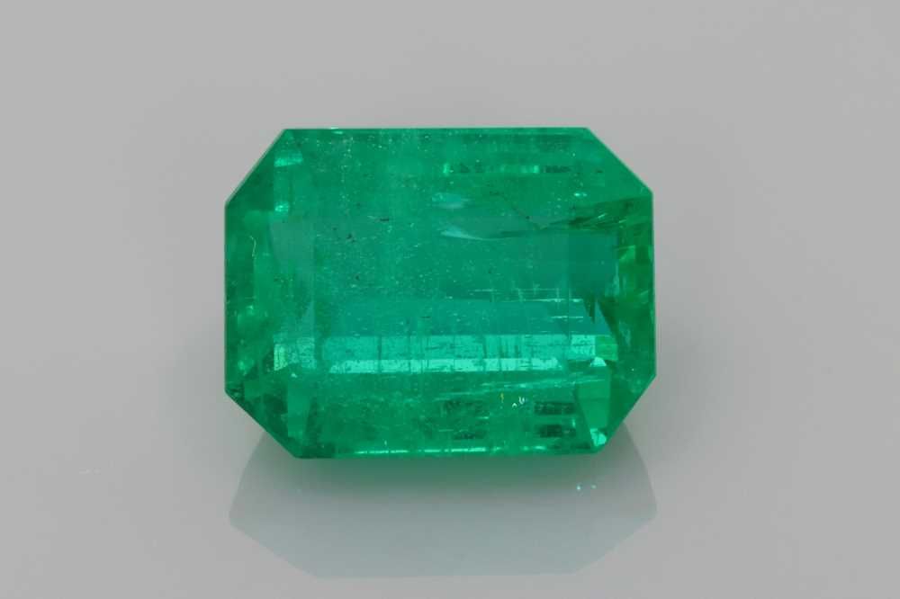 Emerald Green Emerald 3.81ct loose gemstone