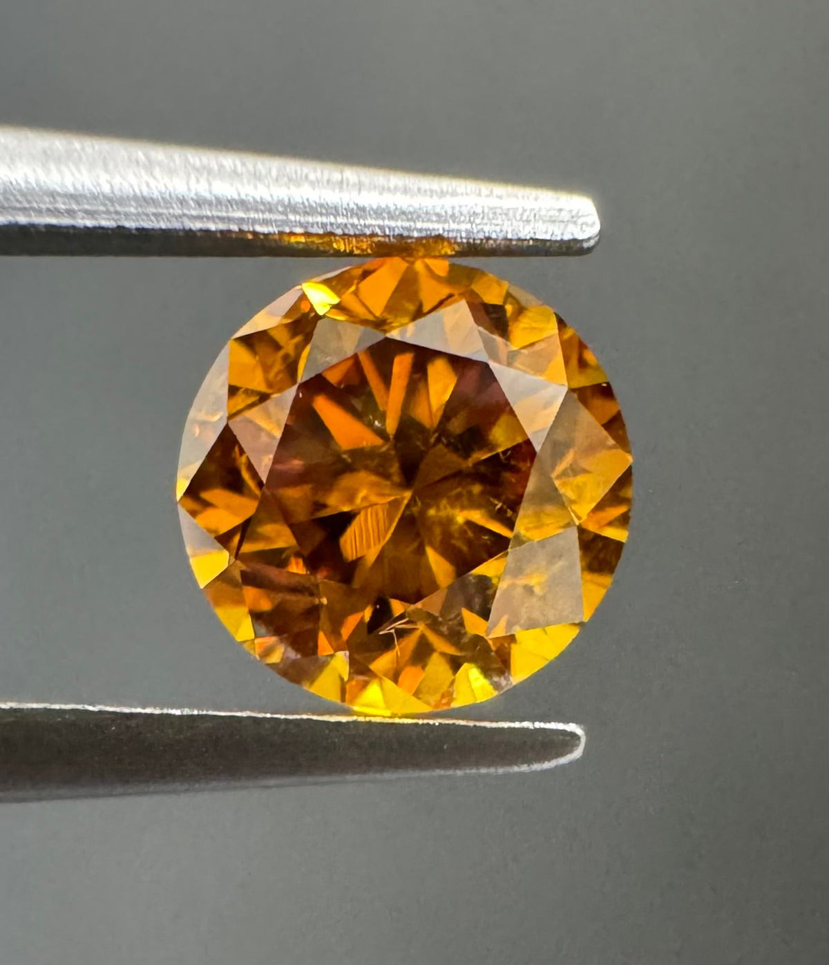 Round Fancy Deep Yellow Orange Natural Diamond 0.5ct SI2 loose diamond