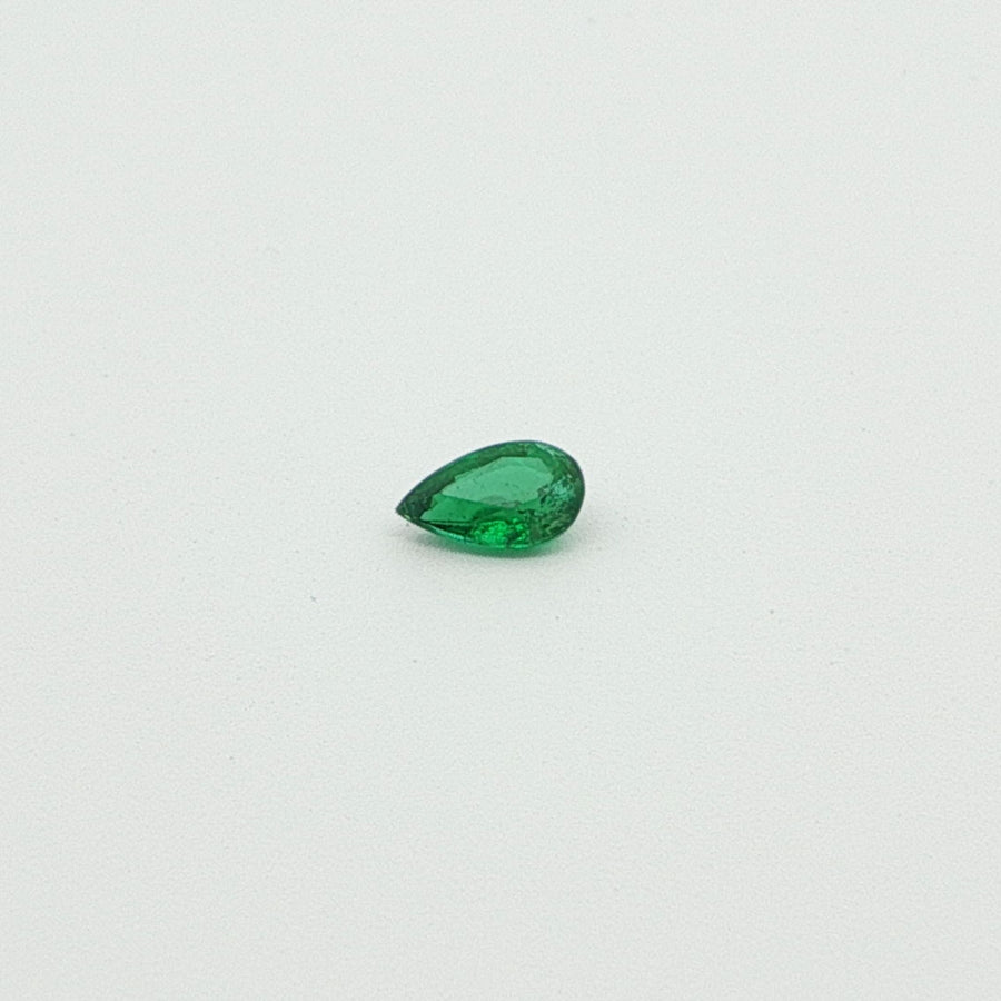 Pear Green Emerald 0.2ct loose gemstone