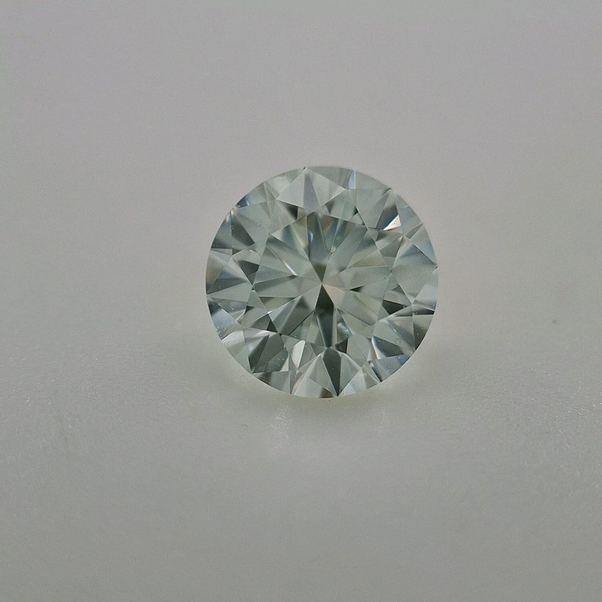 Round Fancy Green Natural Diamond 1.01ct VS2 loose diamond