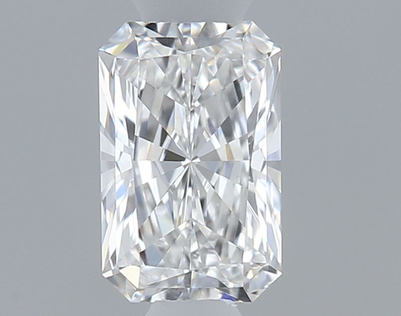 Radiant Natural Diamond 0.30ct E VVS2