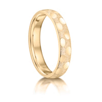 Frosted with Oval Spots finish on a 9ct Yellow Gold band