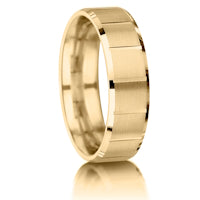 Matt Centre with Boxed Bevelled Edges finish on a 9ct Yellow Gold band
